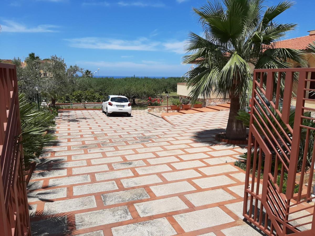 Casanonnavittoria Bed & Breakfast Terrasini Bagian luar foto